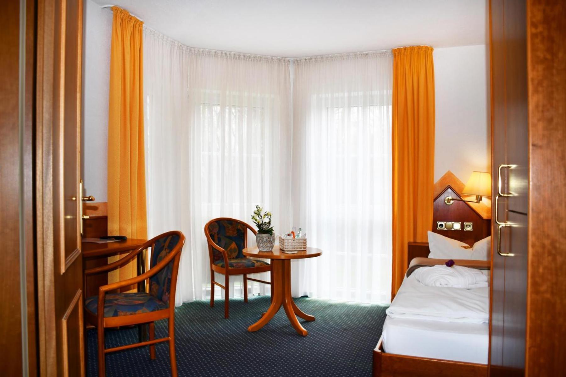 Hotel Schoene Aussicht Gießen Eksteriør billede