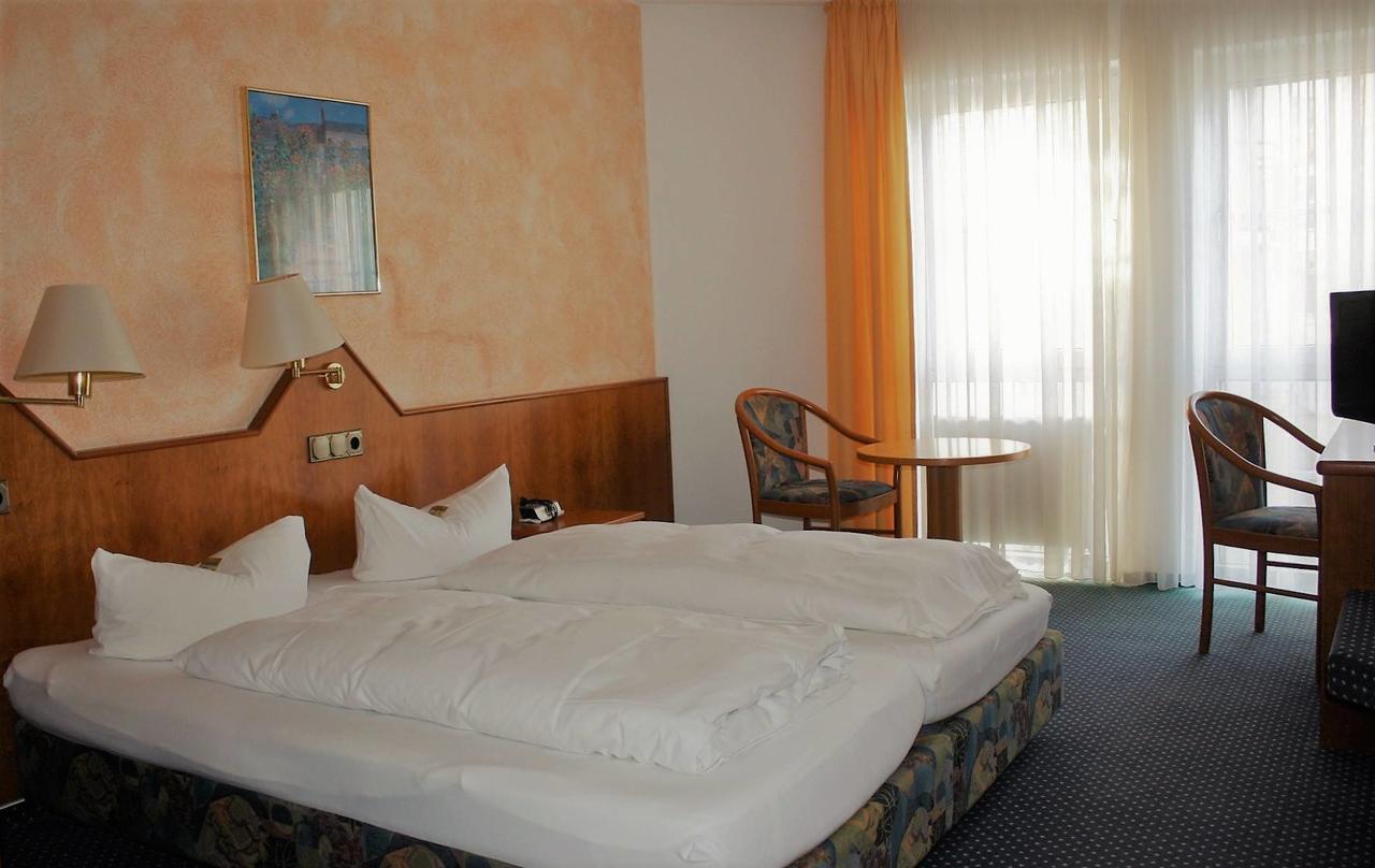 Hotel Schoene Aussicht Gießen Eksteriør billede